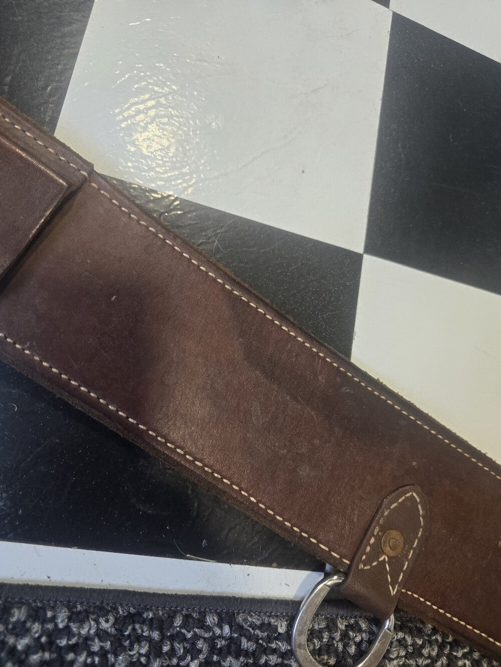 Martin Rear Hind Cinch - Picture 5 of 15
